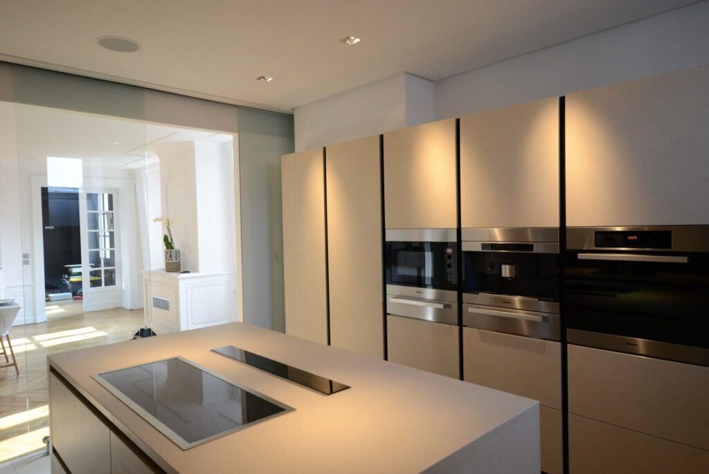 Cuisine sur mesure haut de gamme en céramique – Lyon 2 – Moodus